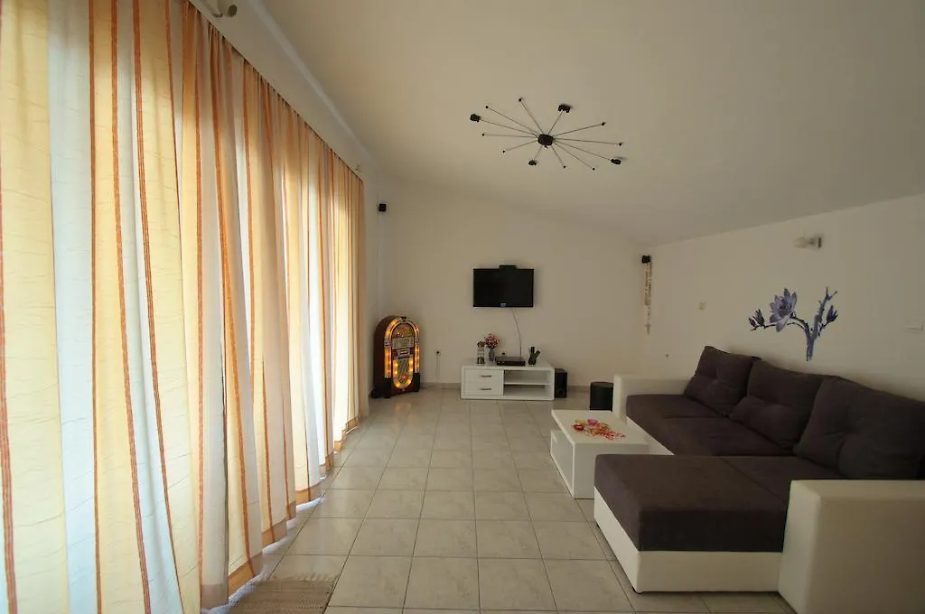 Holiday Home Villa Venta Trogir